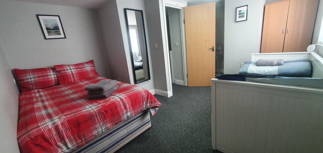 1 Bedroom Flat, Sleeps Up To 5Ppl, City Center Cardiff Exterior photo